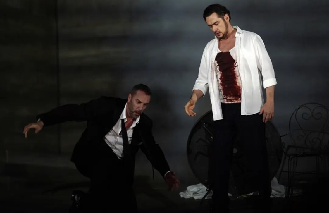 Christian Van Horn in a dramatic scene from the Paris Opera Don Giovanni